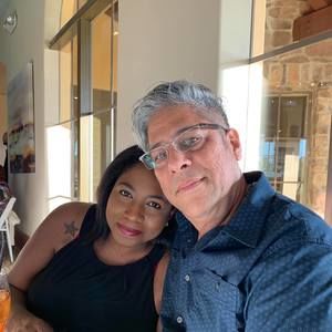 Meet your Posher, Anika